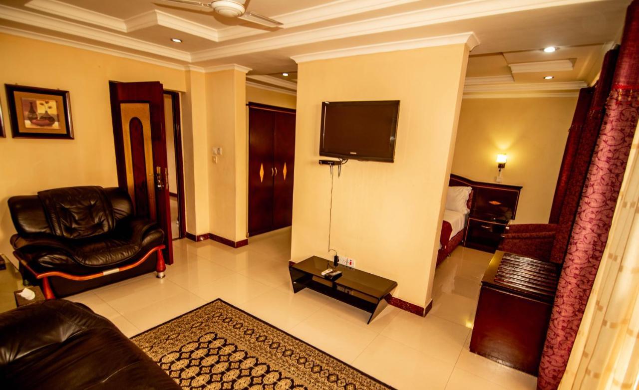 Urban Rose Hotel & Apartments Dar es Salaam Exteriör bild